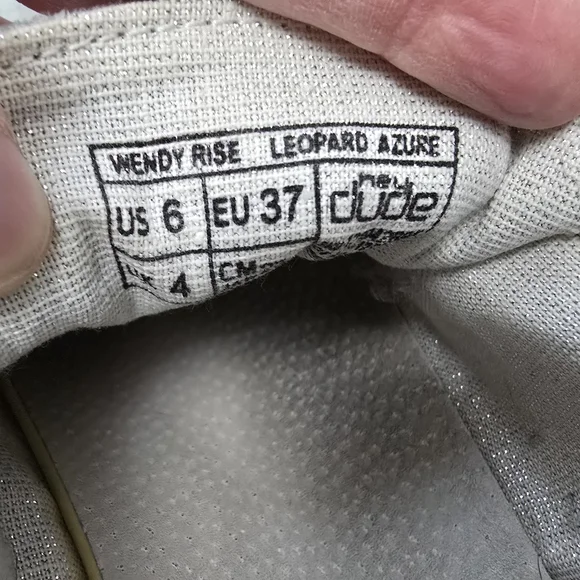 Hey Dude Wendy Rise Leopard Azure Women Size 6 Lightweight Travel Summer - Picture 8 of 9